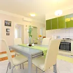 Apartment With Wifi - 16420 *